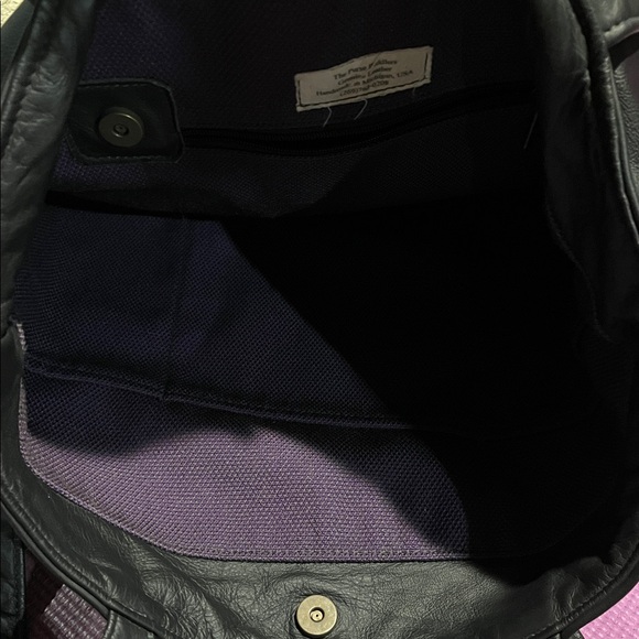 THE PURSE PEDDLERS Large Black genuine Leather Tote - Picture 10 of 10